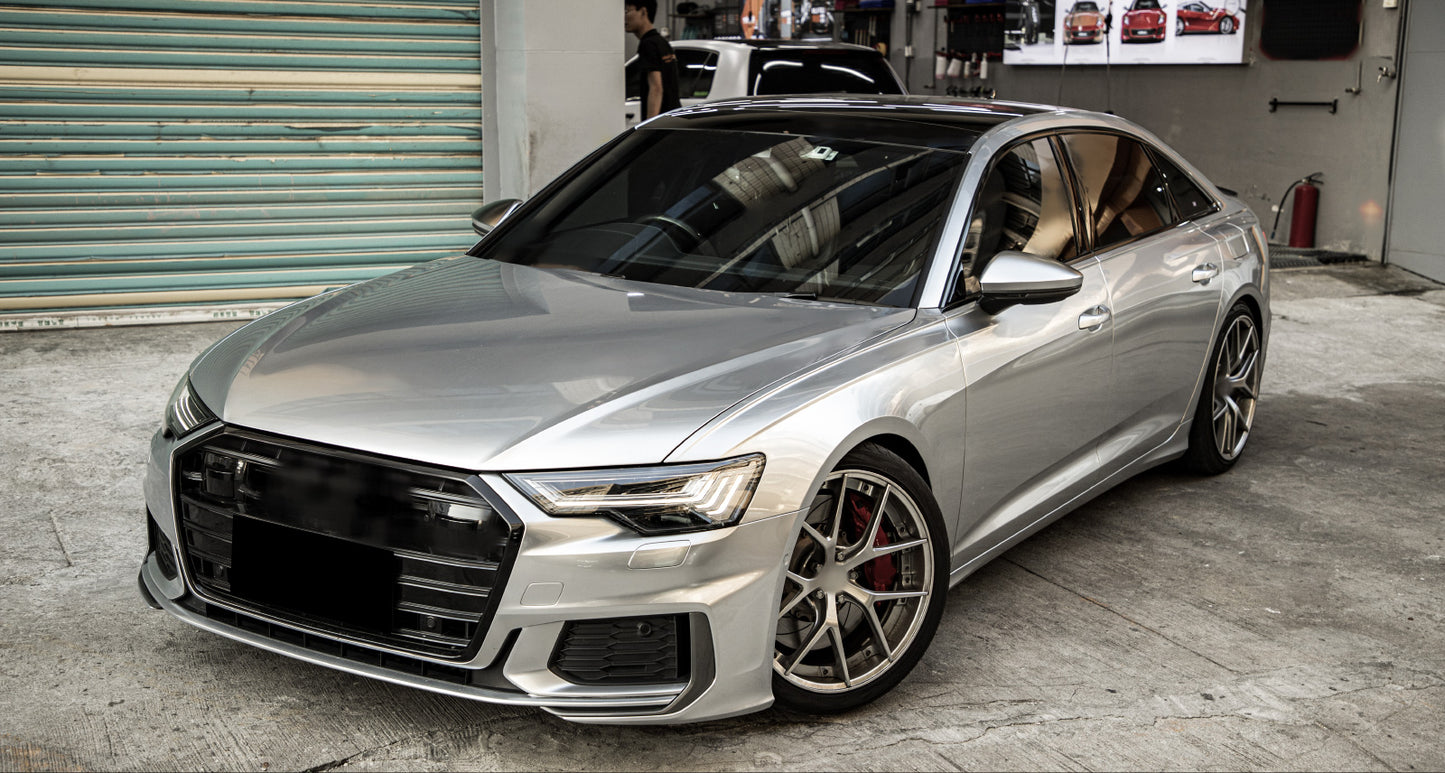 Liquid Metallic Chrome Silver Vinyl Wrap