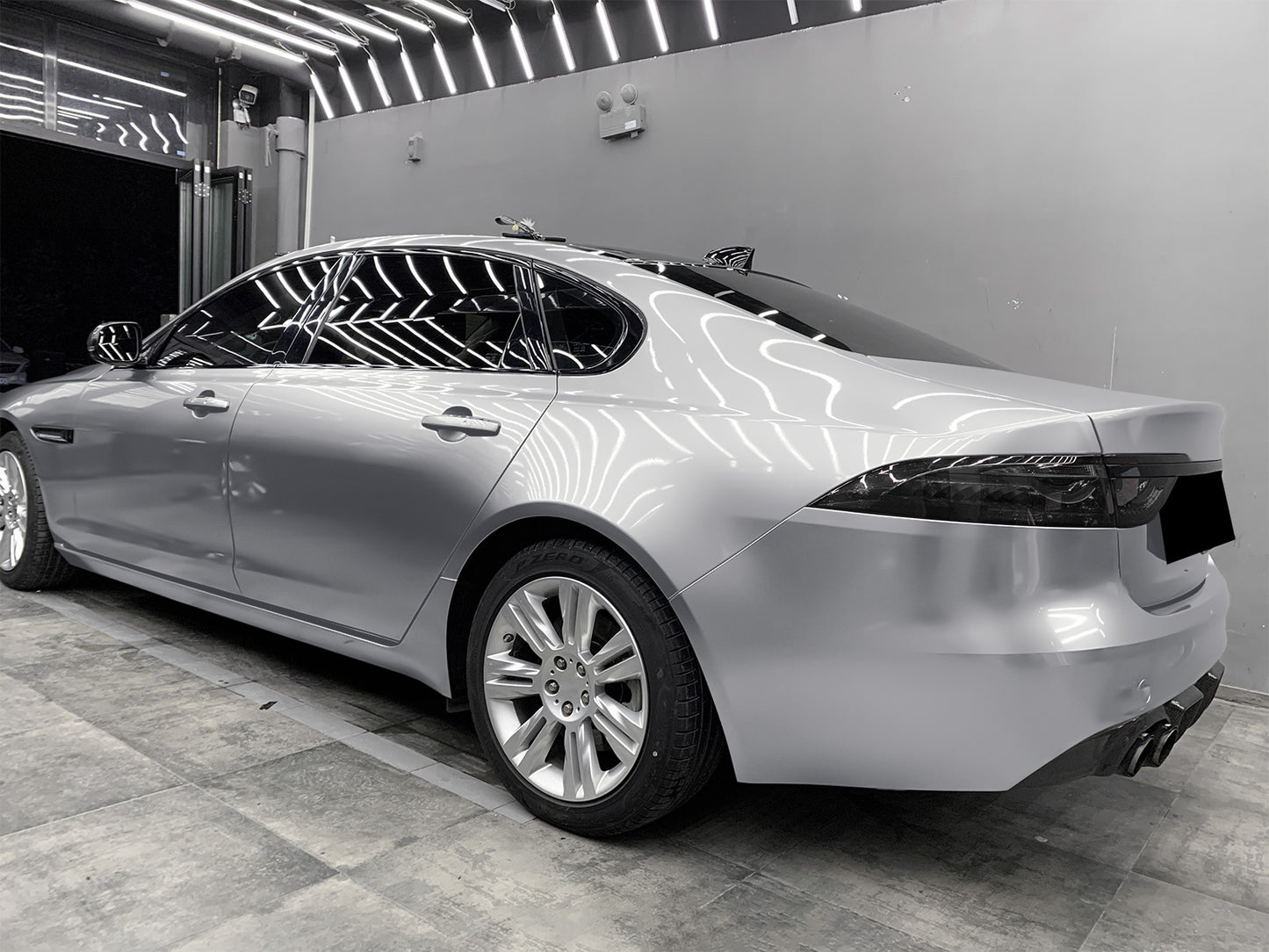 High Gloss Silver Vinyl Wrap