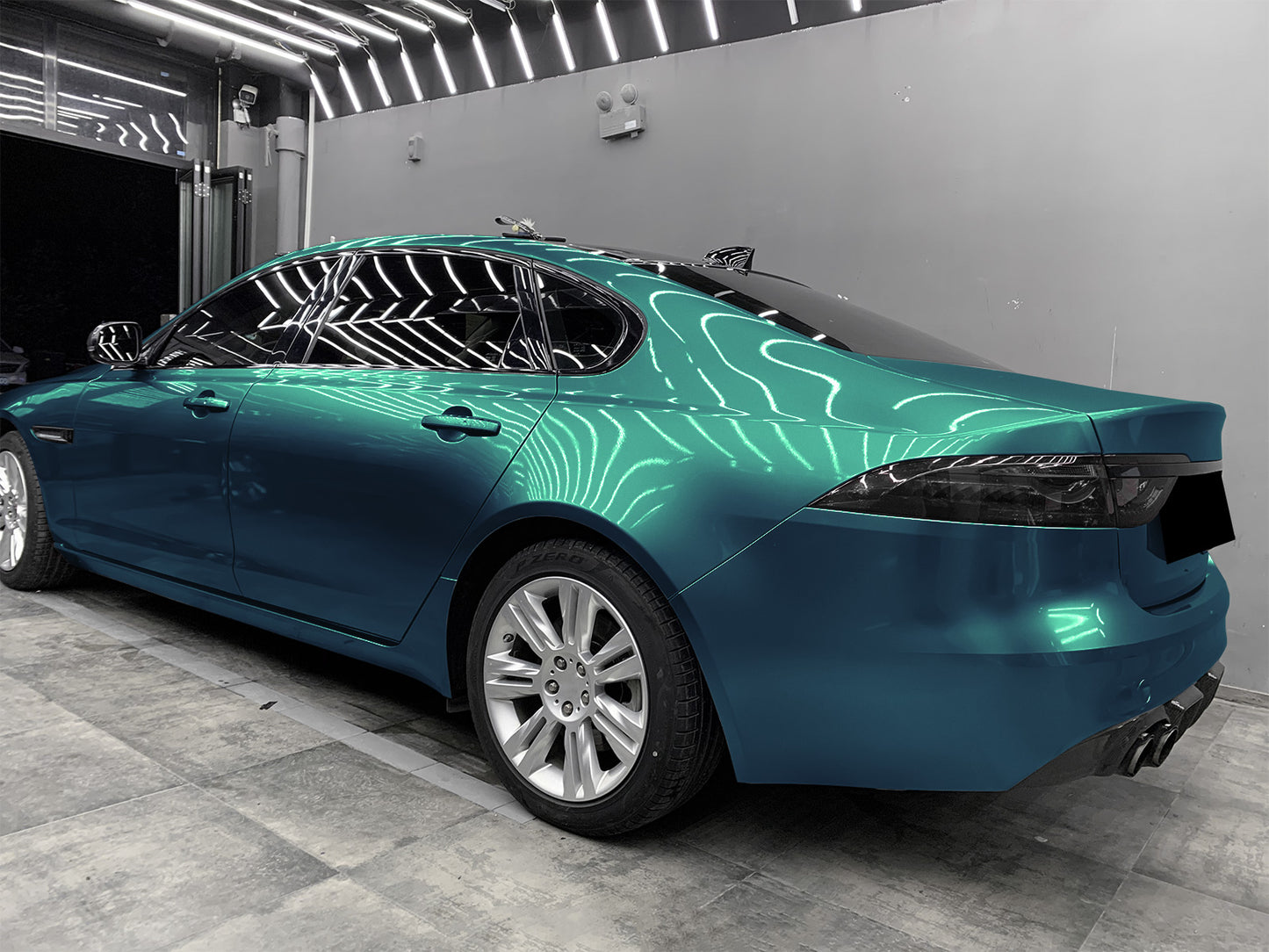 Super Gloss Metallic Peacock Green Vinyl Wrap