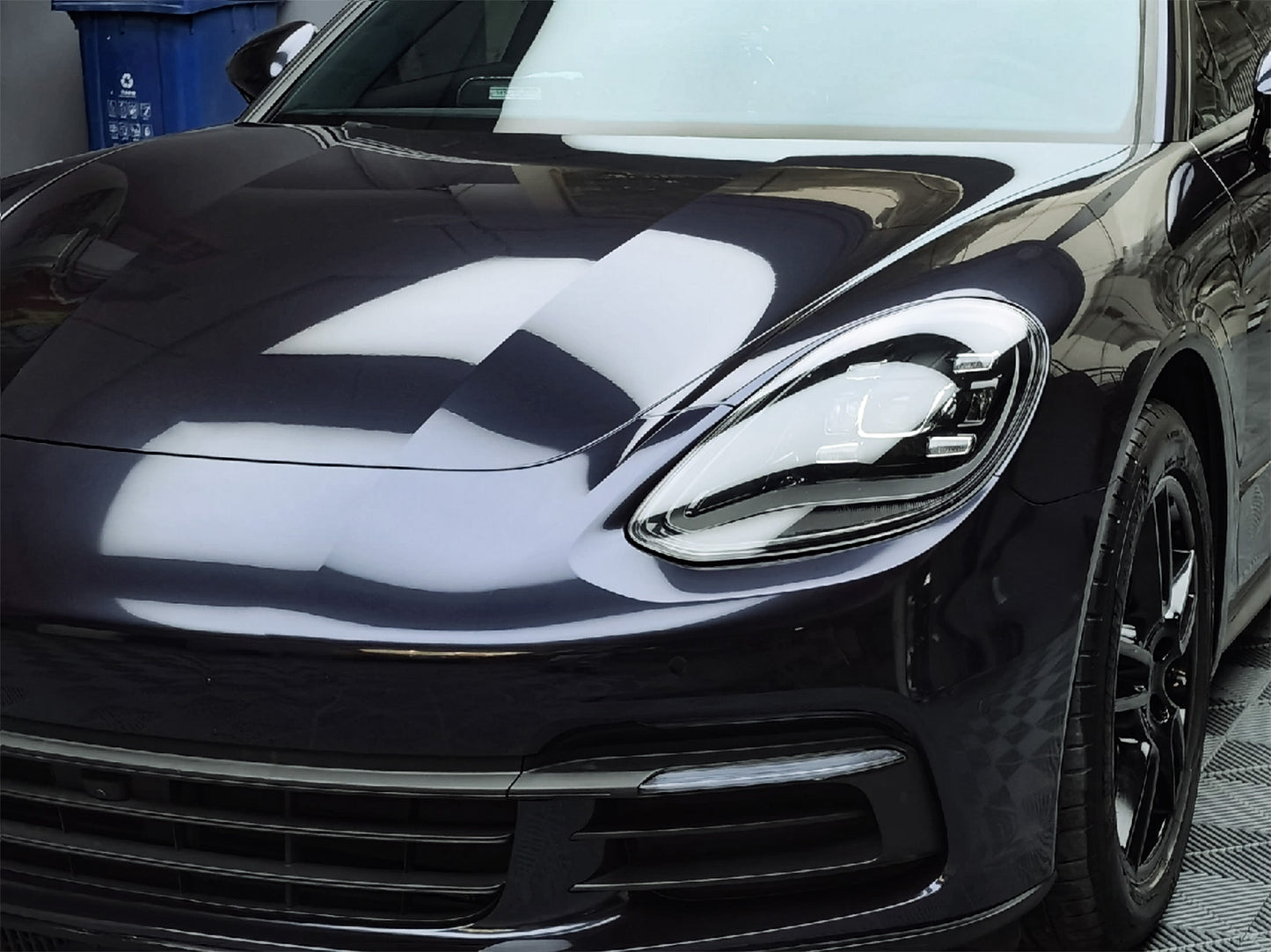 PET Super Gloss Metallic Carbon Black Navy Vinyl Wrap