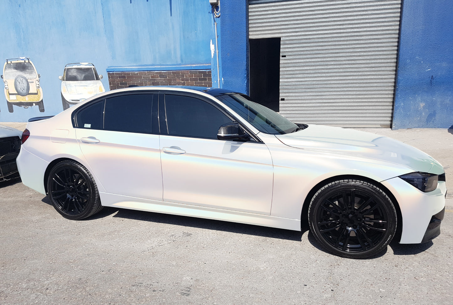Laser Flip Gloss White Vinyl Wrap