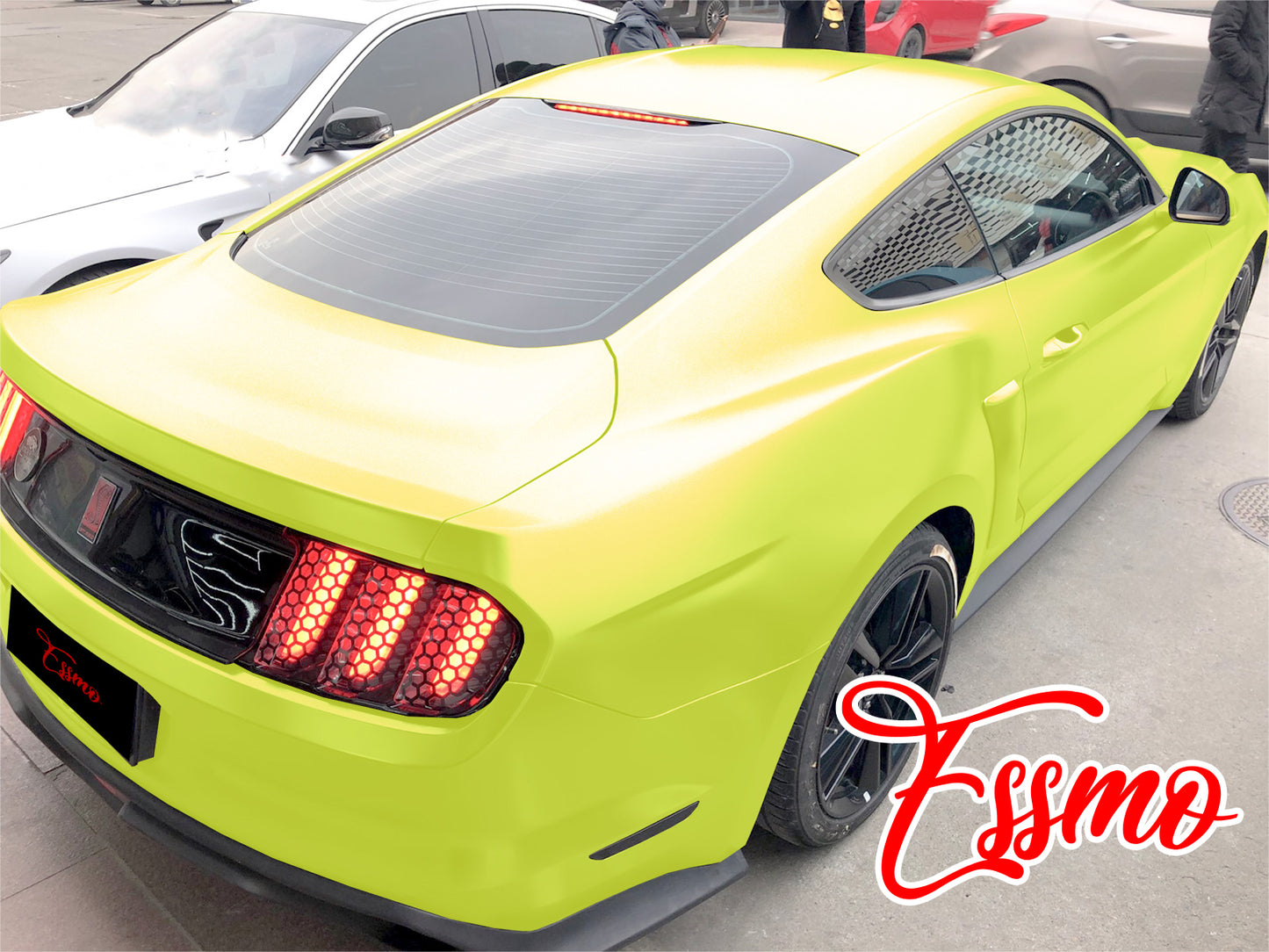 Matte Metallic Satin Pearl Neon Yellow Vinyl Wrap