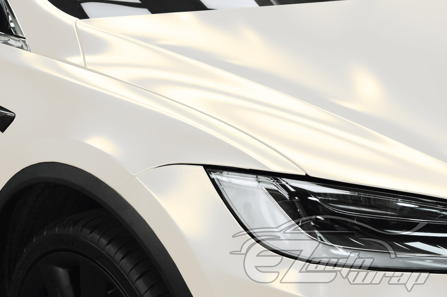 Matte Pearl White to Gold Vinyl