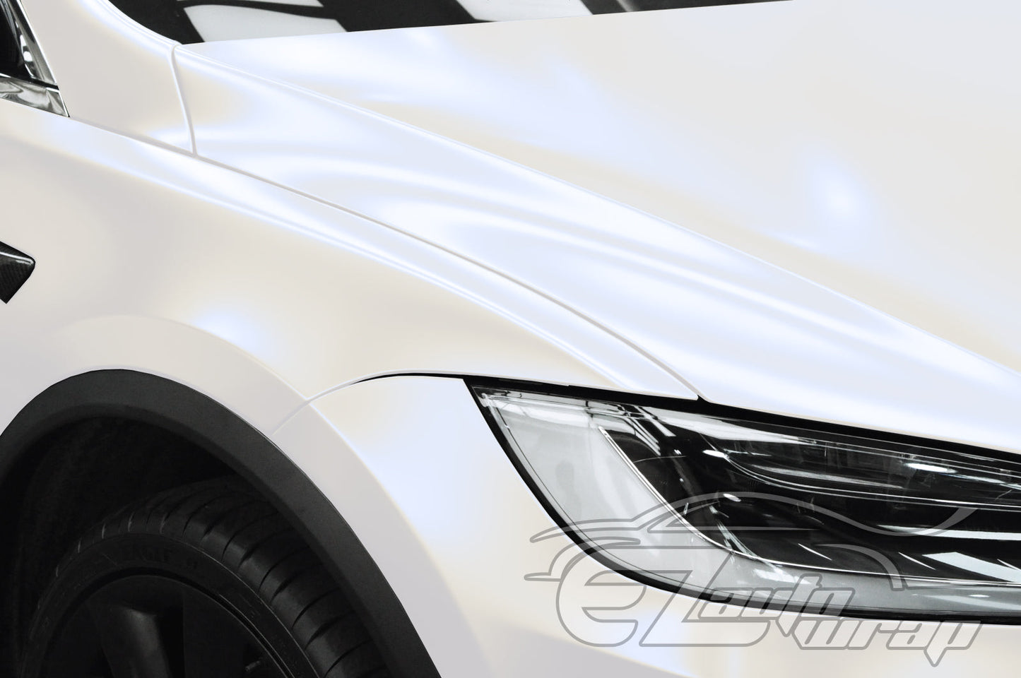 Matte Pearl White to Blue Vinyl