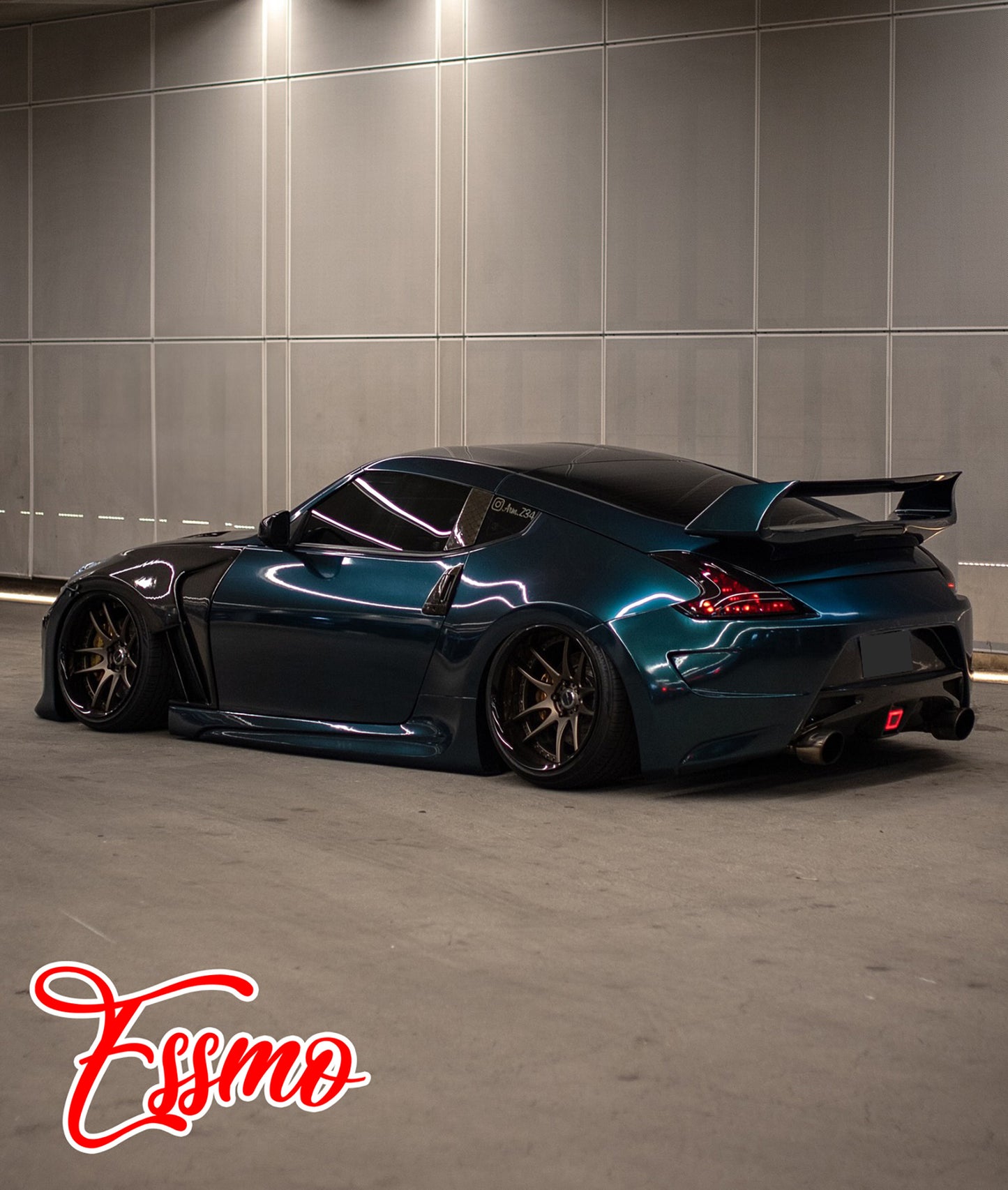 PET Super Gloss Metallic Dark British Green Vinyl Wrap