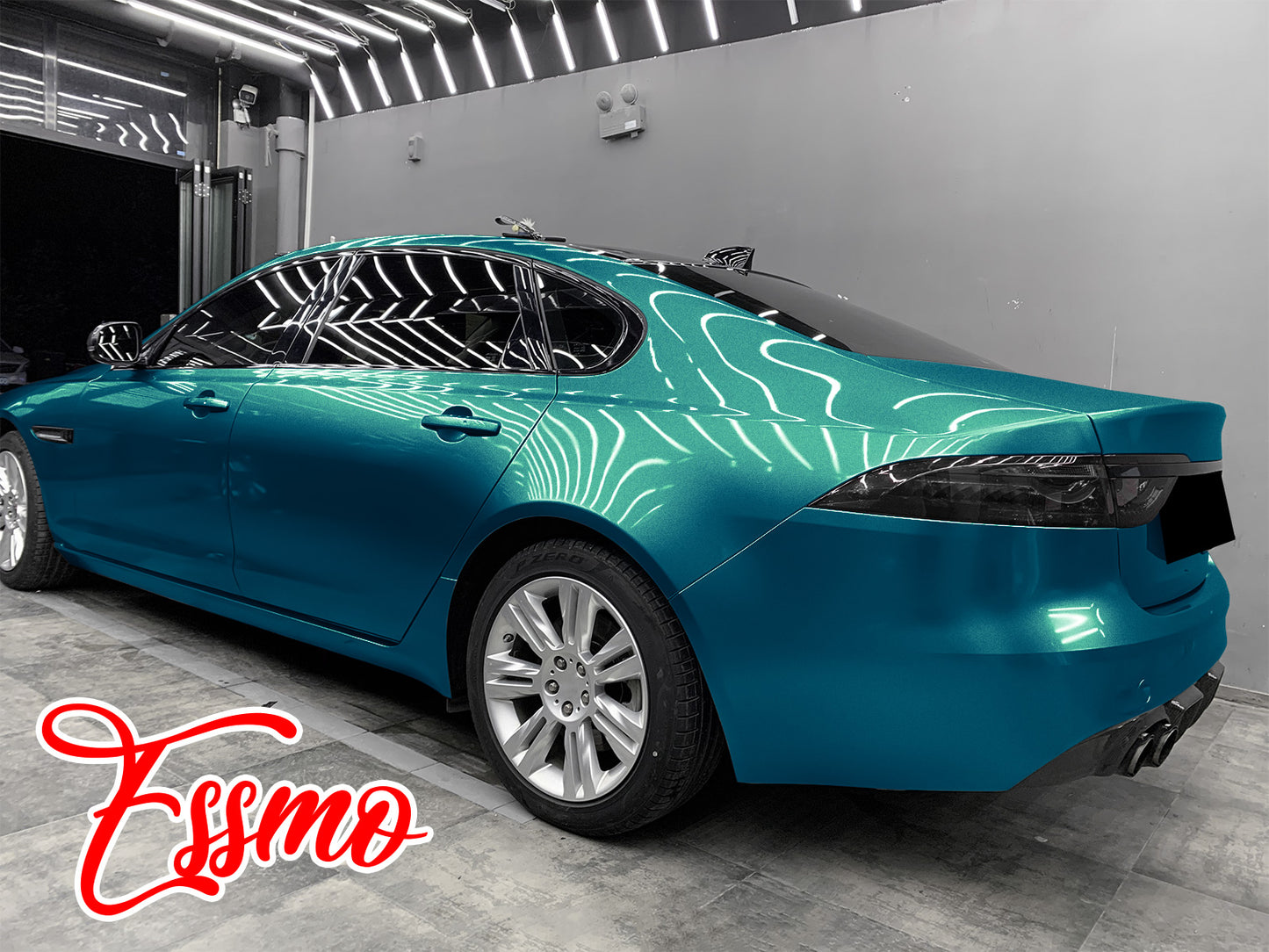 PET Super Gloss Metallic Peacock Green Vinyl Wrap