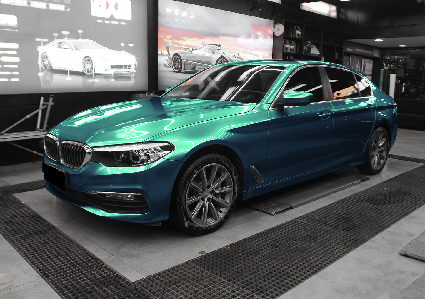 Super Gloss Metallic Peacock Green Vinyl Wrap