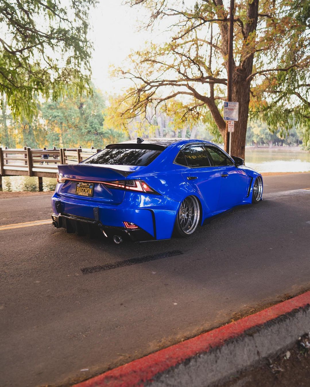 PET Super Gloss Metallic Intense Blue Vinyl Wrap