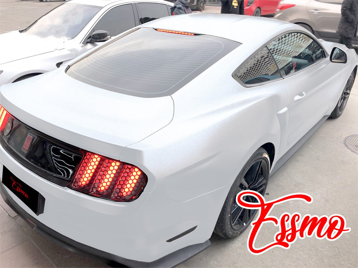 Matte Metallic Satin Pearl White Vinyl Wrap